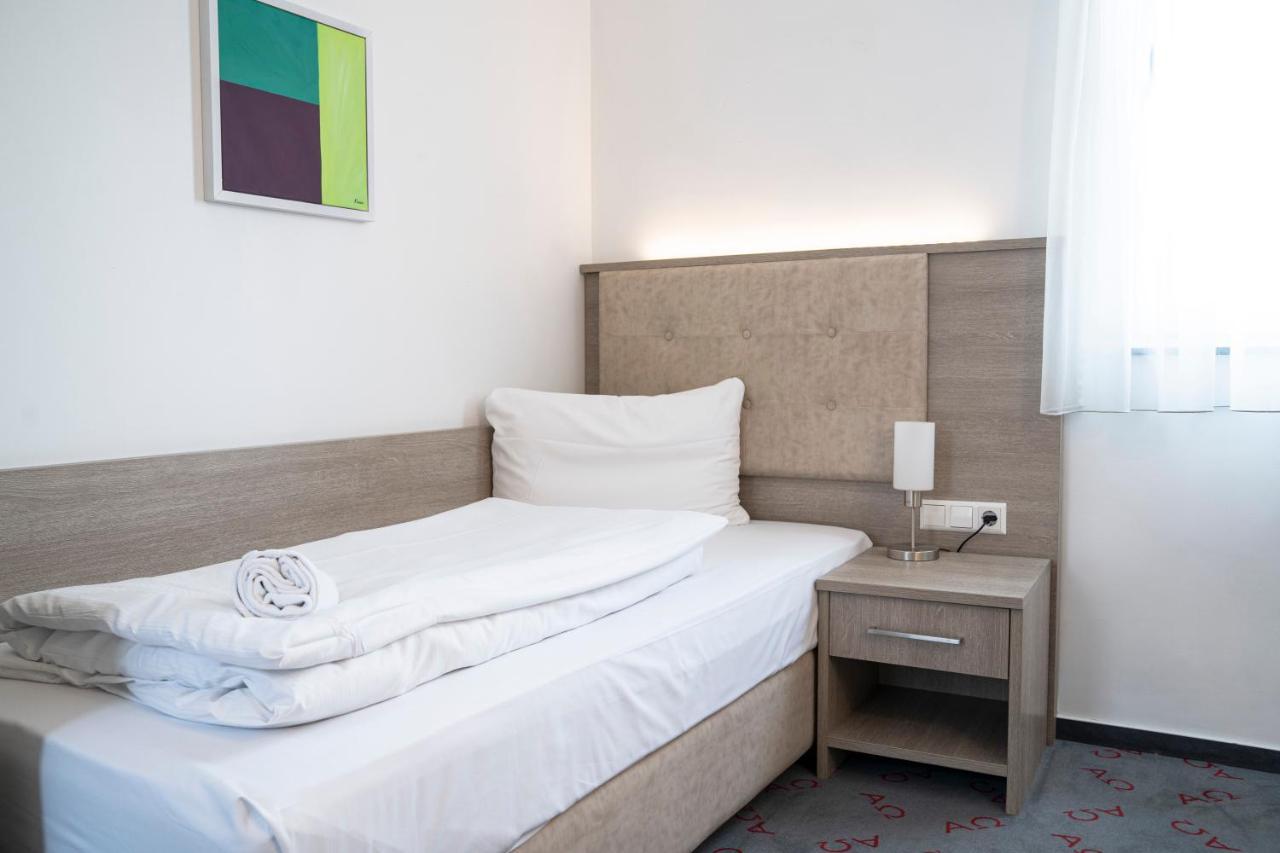 Alpha & Omega Hotel Stuttgart Zewnętrze zdjęcie