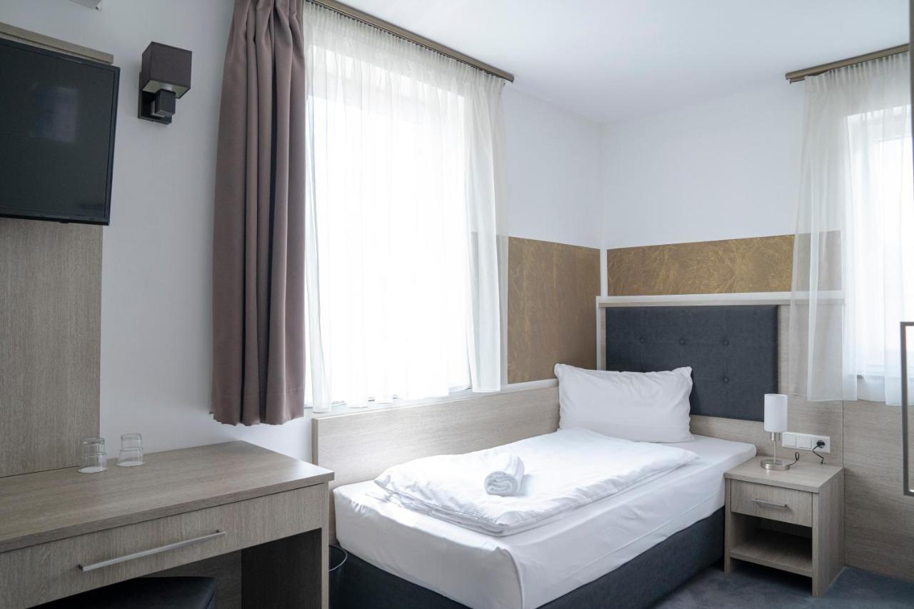 Alpha & Omega Hotel Stuttgart Zewnętrze zdjęcie